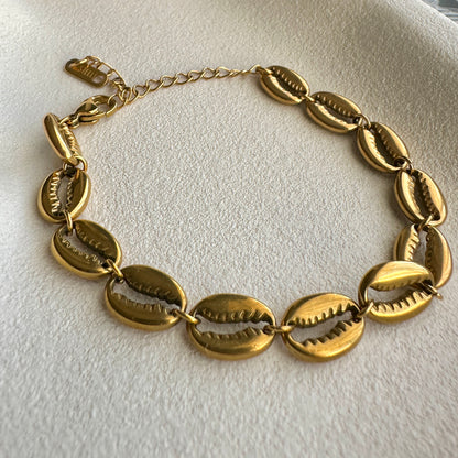 Shelly bracelet