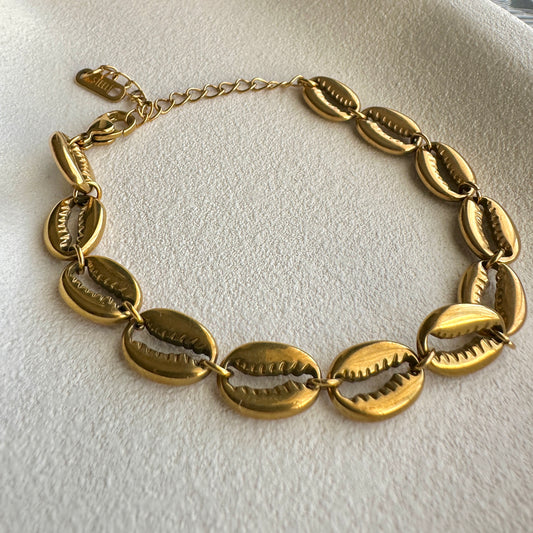 Shelly bracelet