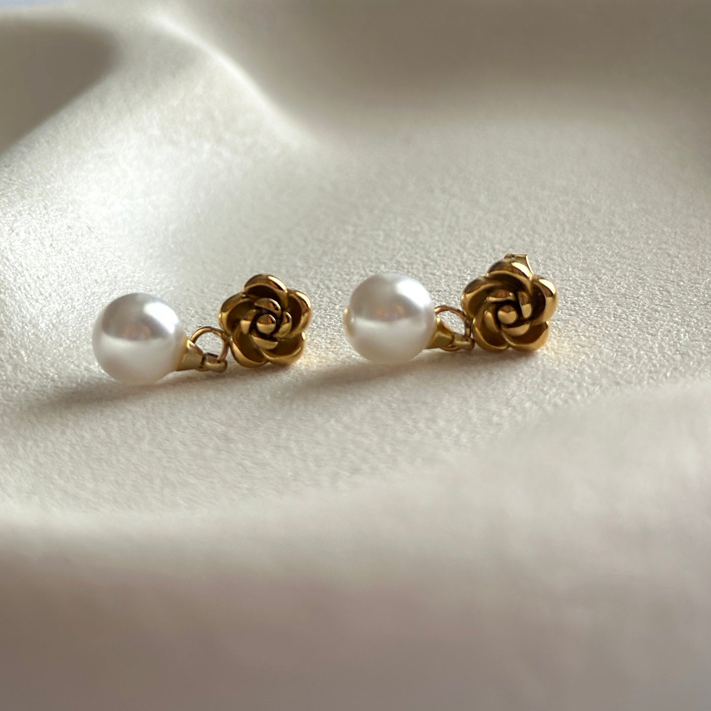 Delilah drop earrings